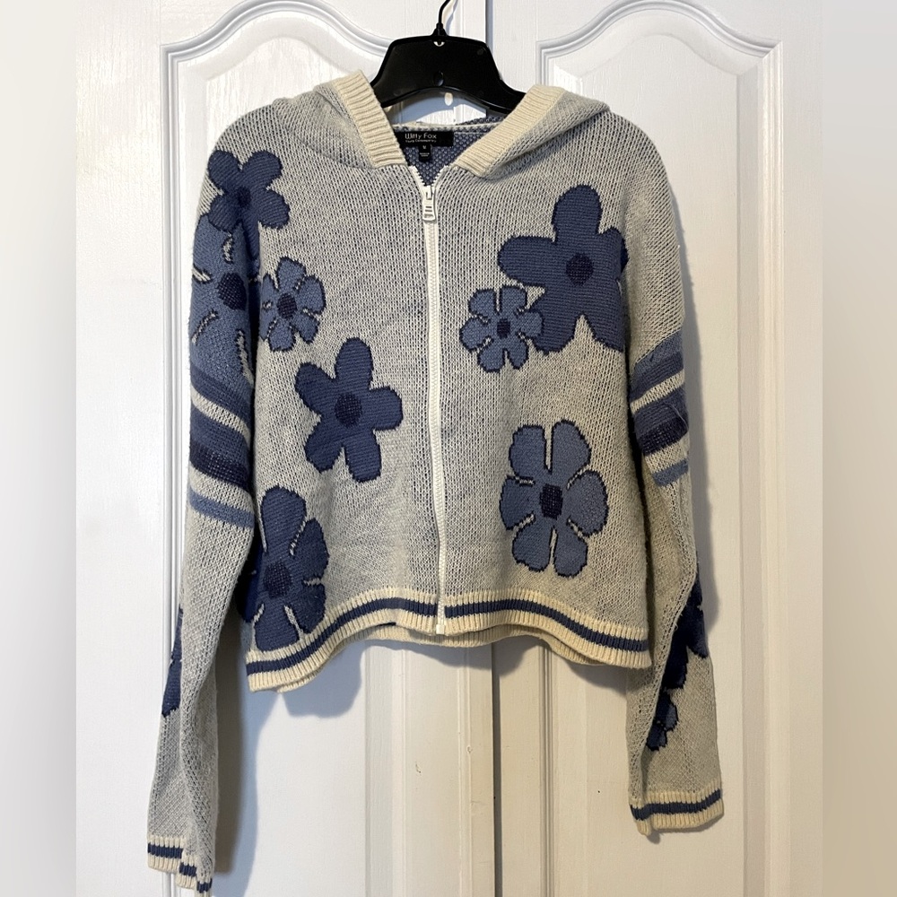 Very soft and cute knit sweater